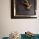 Art In شقة *
